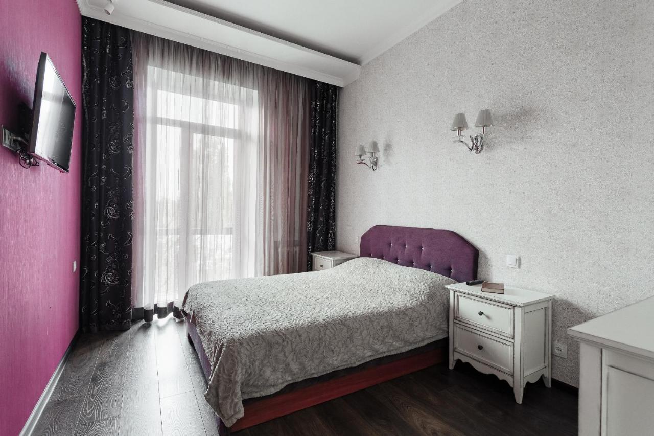 2 Bedroom on Deribasovskaya Str. Odessa Exteriör bild