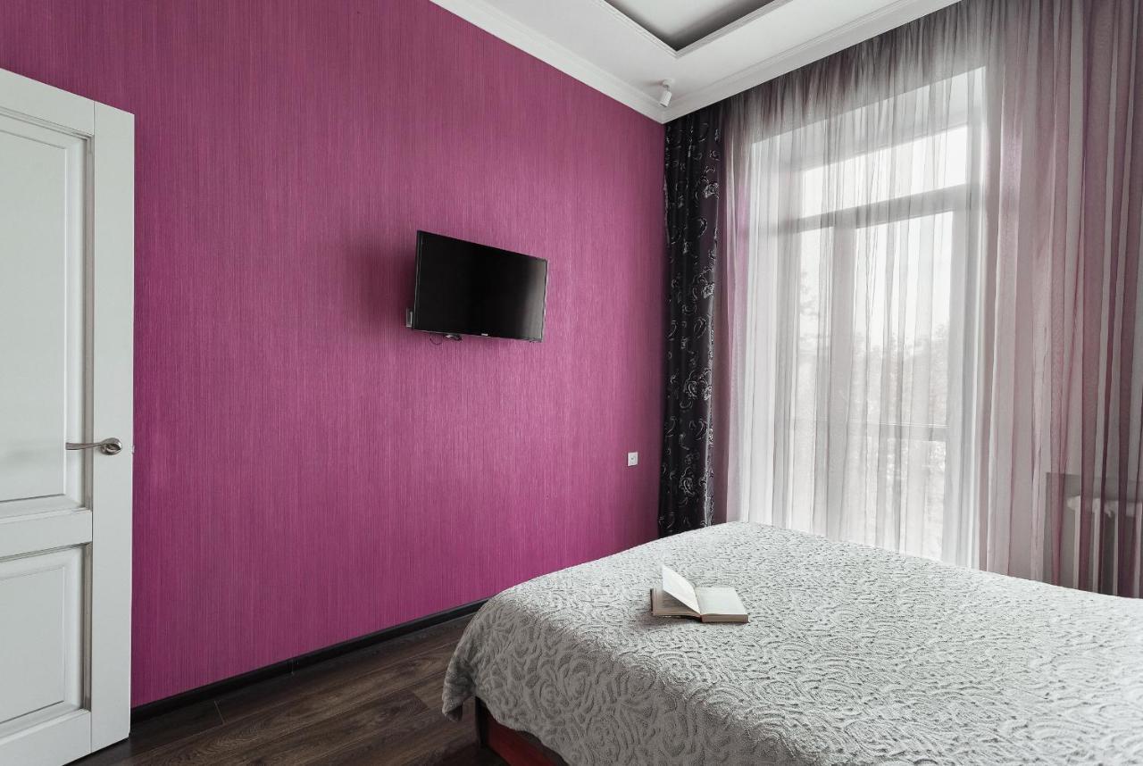 2 Bedroom on Deribasovskaya Str. Odessa Exteriör bild